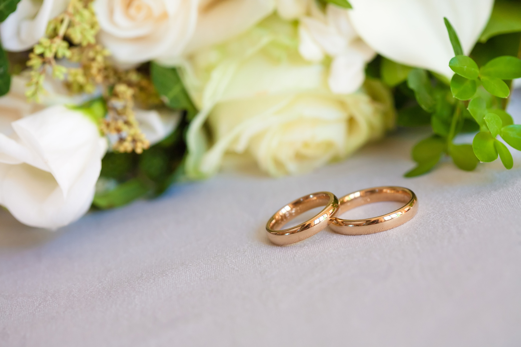 Nature Themed Bridal Set, Rose Gold Celtic Engagement Ring